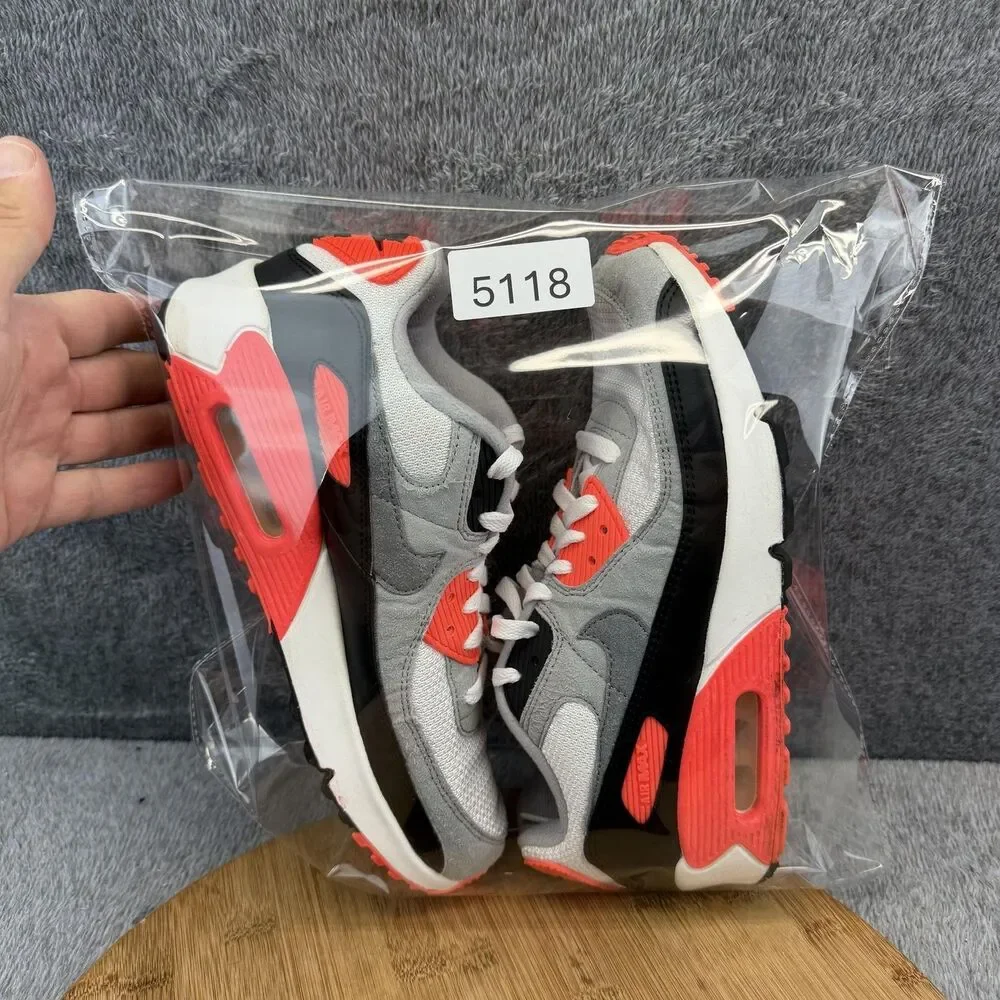 Nike Air Max 90 Shoes Boys Size 6.5Y White Gray Black Casual Sneakers DC8334-100